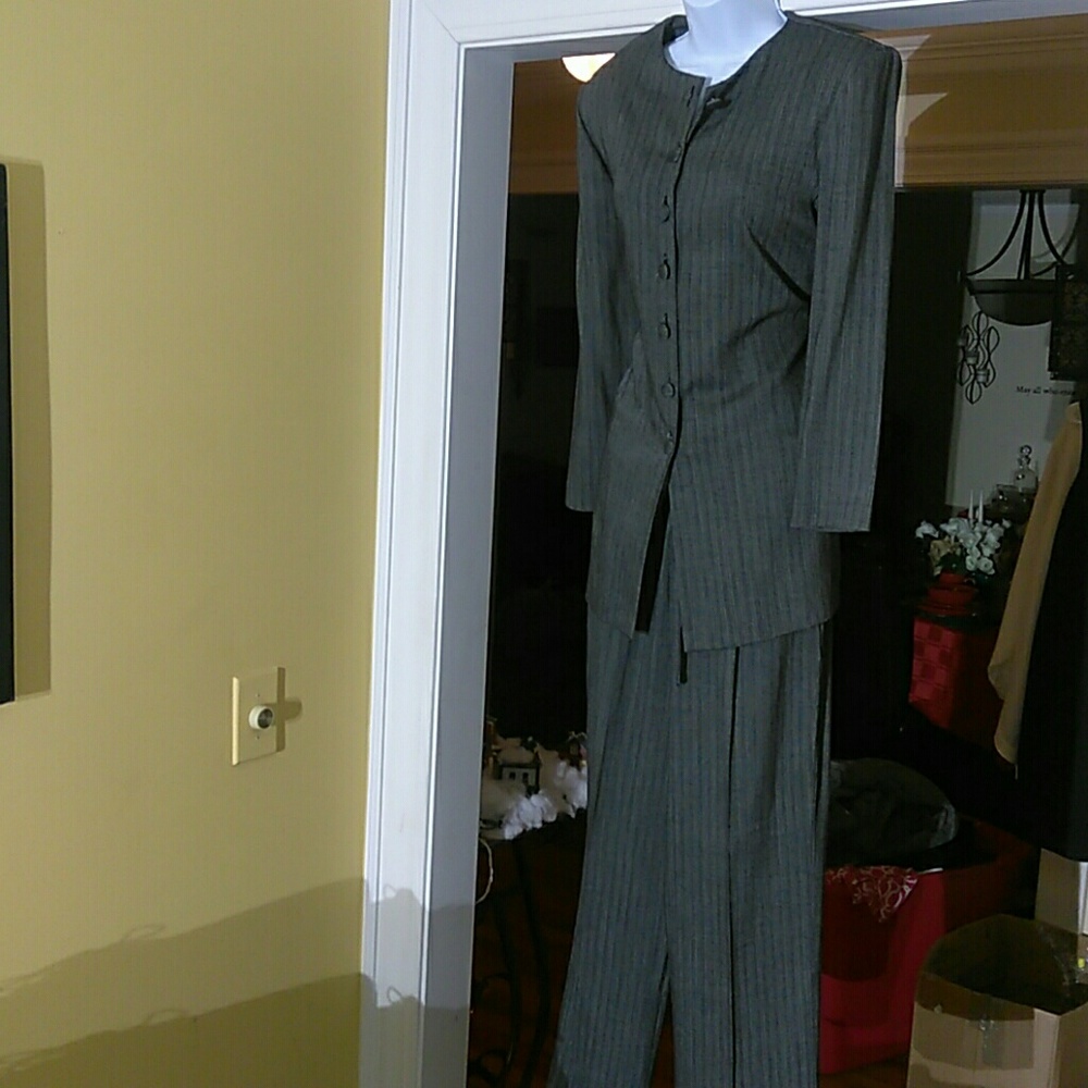 Ellen Figg Ladies Pants Suit